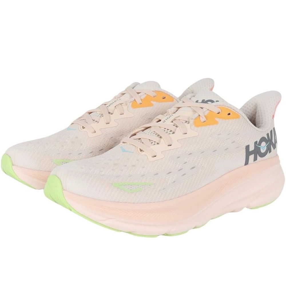 Hoka Clifton 9 Vanilla / Astral (Buttercream colorway) Woman’s Size 10